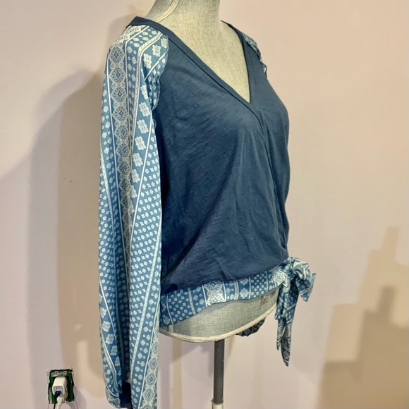 Umgee Top - Picture 6 of 10